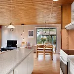 Charming Close To And Beautiful Beaches *
