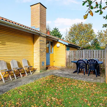 Дом отдыха Charming Close To And Beautiful Beaches Эбельтофт