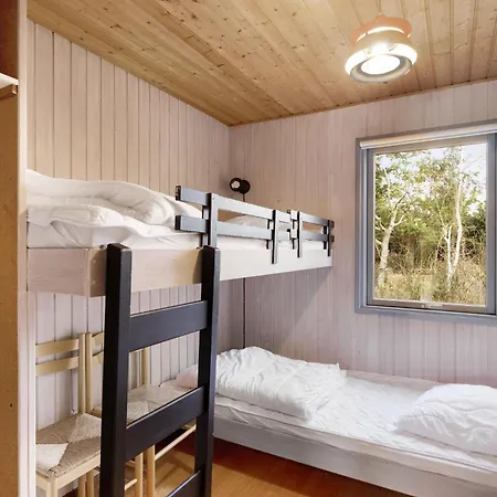 Cozy House Close To *