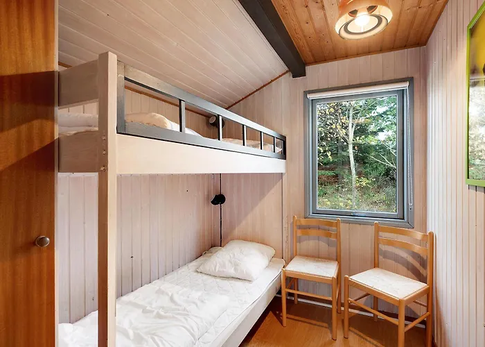 Дом отдыха Charming Close To And Beautiful Beaches