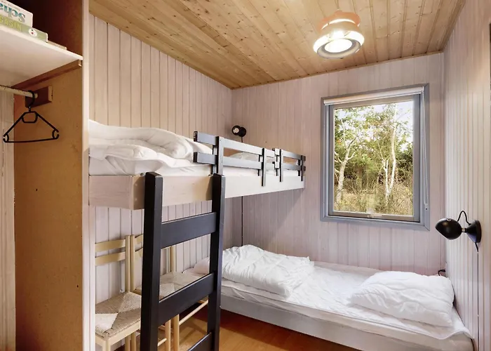 Charming Close To And Beautiful Beaches *