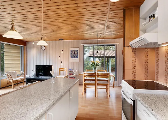 Charming Close To And Beautiful Beaches *